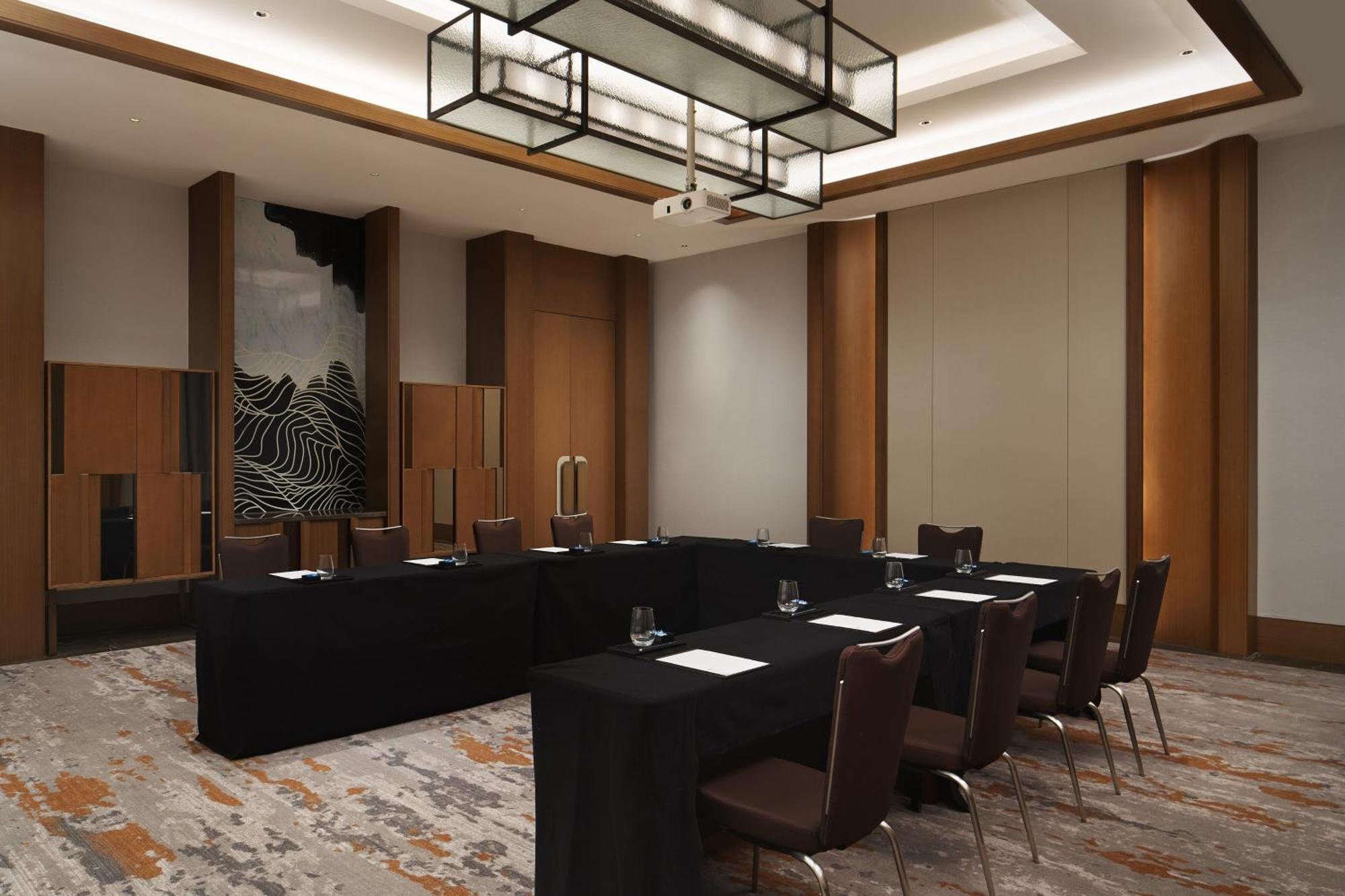Sheraton Yunfu Xinxing Hotel Luaran gambar