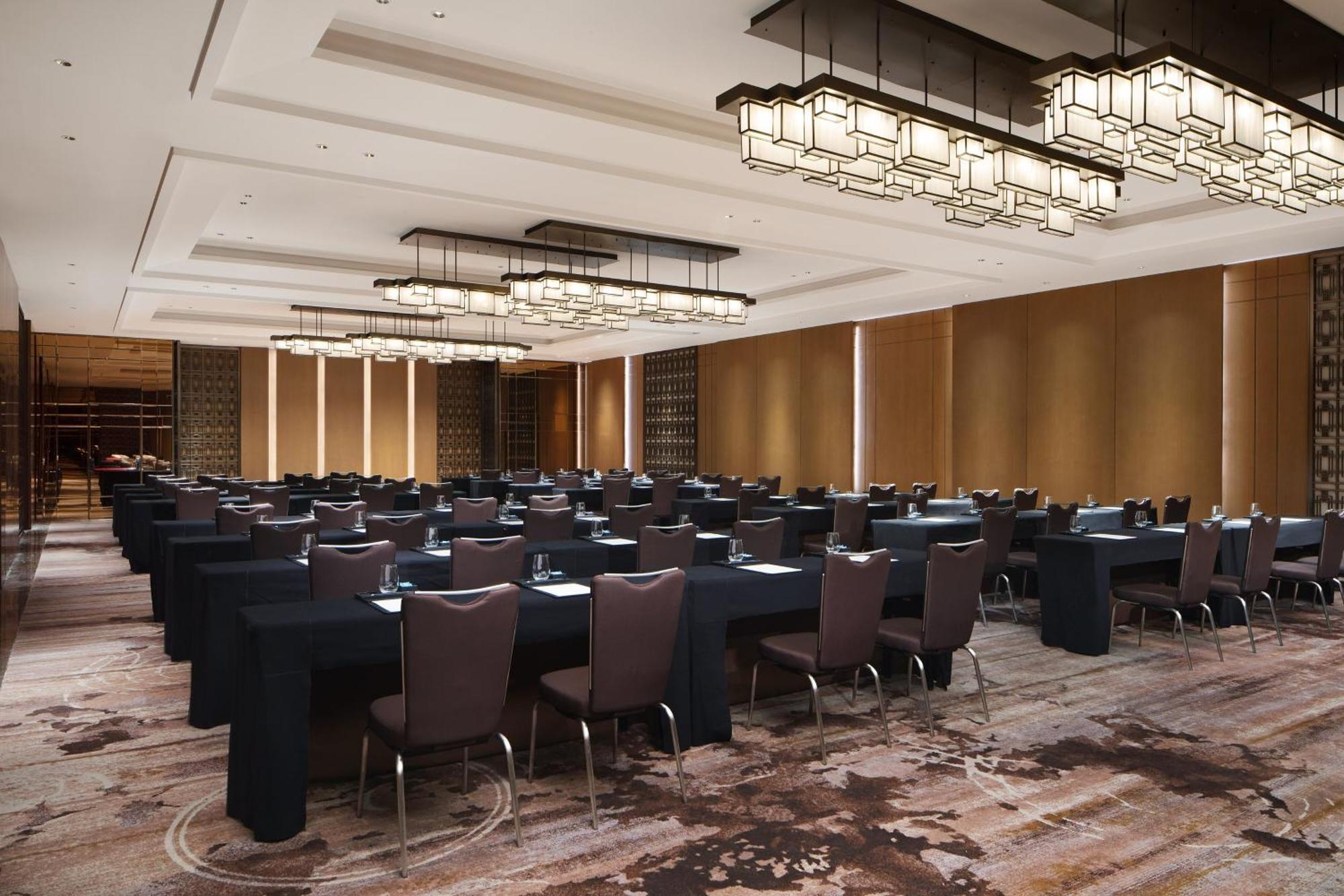 Sheraton Yunfu Xinxing Hotel Luaran gambar