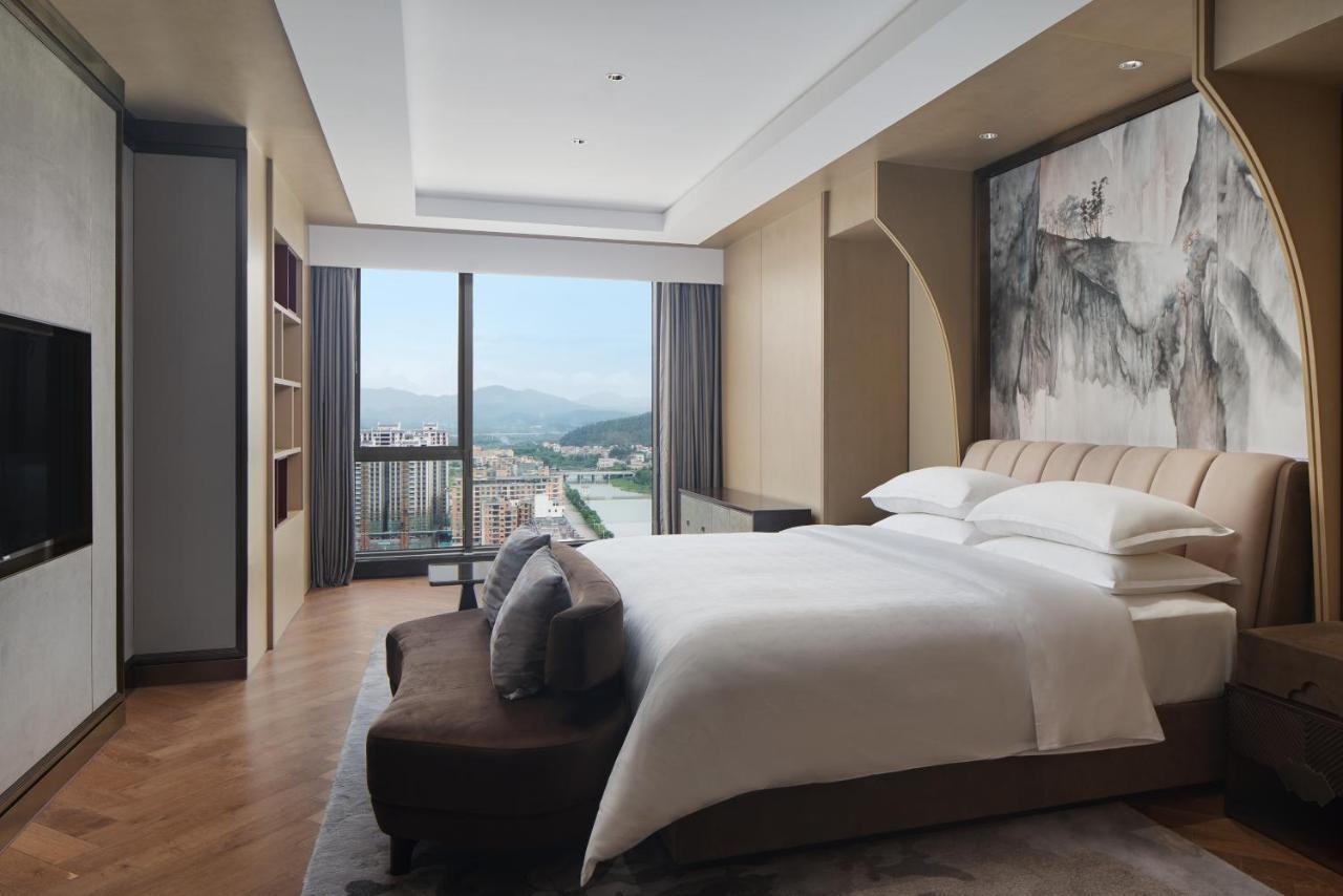 Sheraton Yunfu Xinxing Hotel Luaran gambar